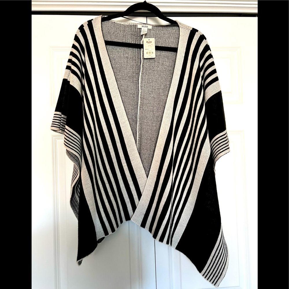Mudd Poncho NWT